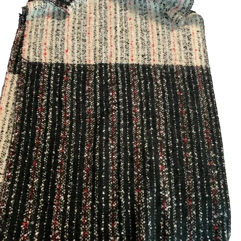Madden Girl Woven Scarf Wrap About 22 x 71 Black White Red Fringed